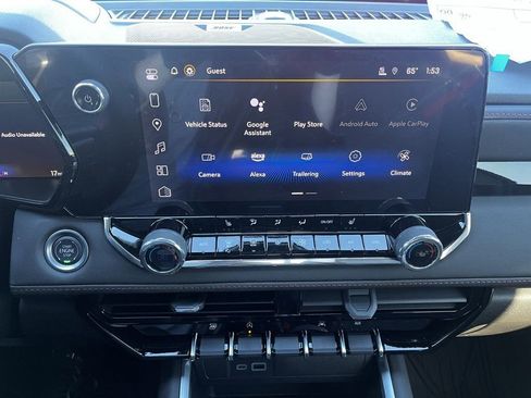 New 2025 Chevrolet Colorado Z71 w/ Technology Package AWD/4WD image 15