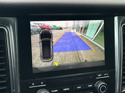 Used 2017 Porsche Macan image 17