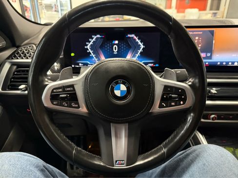 Used 2024 BMW X6 xDrive40i w/ Premium Package AWD/4WD image 11