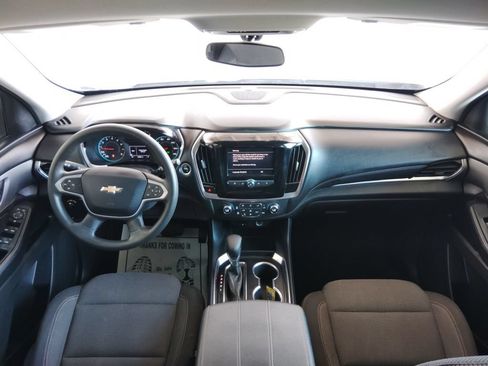 Used 2021 Chevrolet Traverse LS FWD image 28