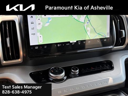 Used 2025 Ford Expedition Max Active RWD image 9