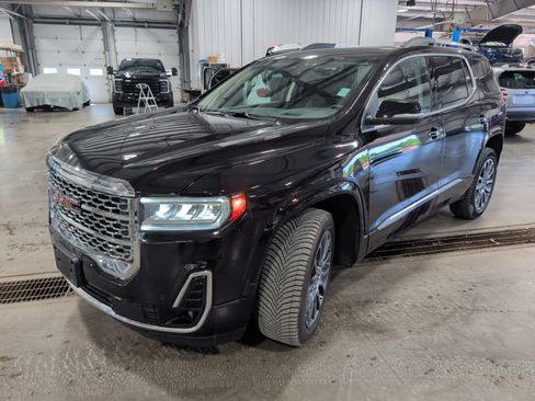 Used 2023 GMC Acadia Denali w/ Black Diamond Edition AWD/4WD image 6