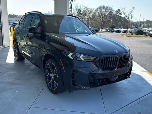 New 2026 BMW X5 xDrive40i w/ M Sport Package AWD/4WD image 7