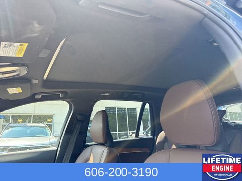 Used 2024 Volvo XC90 B6 Plus w/ Protection Package Premier AWD/4WD image 19