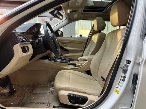 Used 2014 BMW 320i Sedan image 11