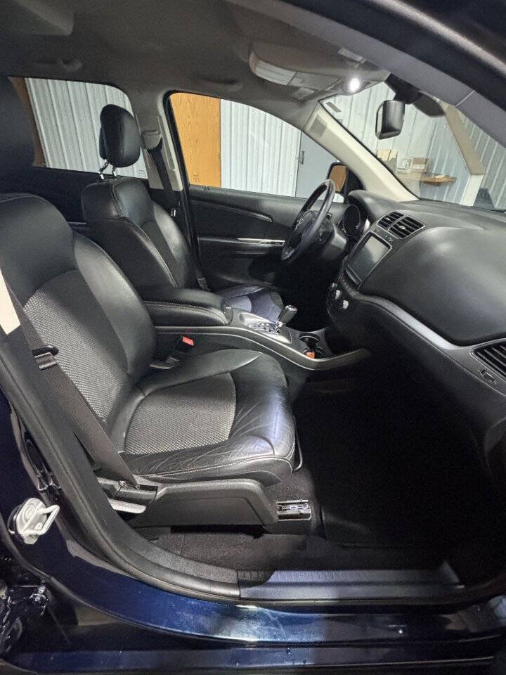 Used 2018 Dodge Journey Crossroad w/ Popular Equipment Group AWD/4WD image 11