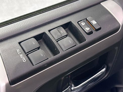 Used 2019 Toyota 4Runner SR5 AWD/4WD image 26
