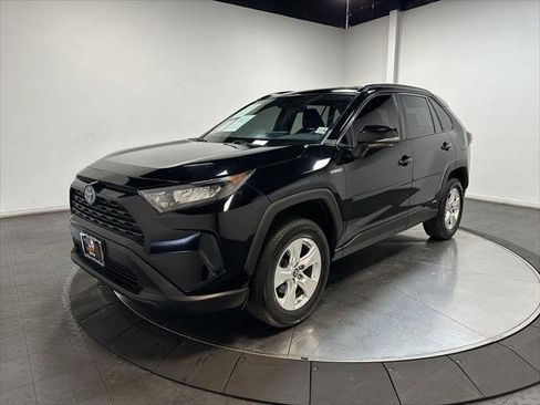 Certified 2021 Toyota RAV4 LE AWD/4WD image 1