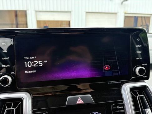 Used 2023 Kia Sorento EX AWD/4WD image 19