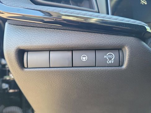 New 2026 Nissan Kicks SR image 22