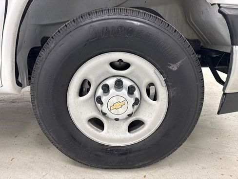 New 2025 Chevrolet Express 3500 w/ Power Convenience Package image 36