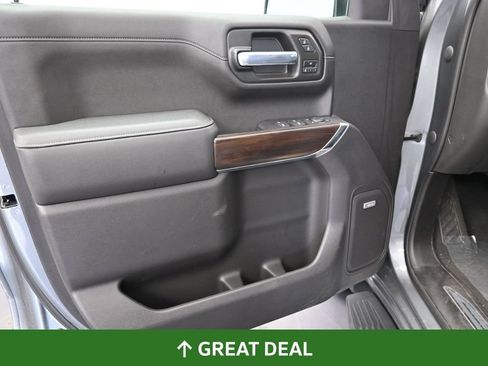 Used 2021 GMC Sierra 1500 SLT w/ SLT Premium Plus Package AWD/4WD image 22