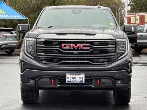 Used 2023 GMC Sierra 1500 AT4 w/ AT4 Premium Package image 8