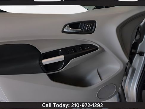 Used 2019 Ford Transit Connect XLT image 27