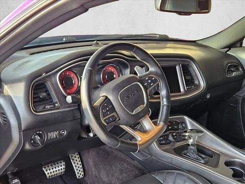 Used 2016 Dodge Challenger SRT Hellcat image 8