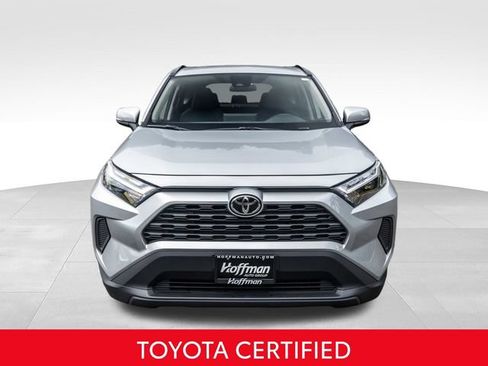 Used 2025 Toyota RAV4 XLE AWD/4WD image 4