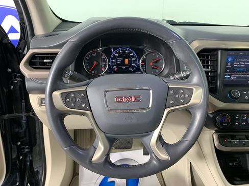 Used 2021 GMC Acadia Denali w/ Denali Technology Package FWD image 21