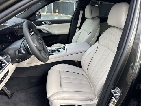 New 2026 BMW X6 xDrive40i w/ Executive Package image 23