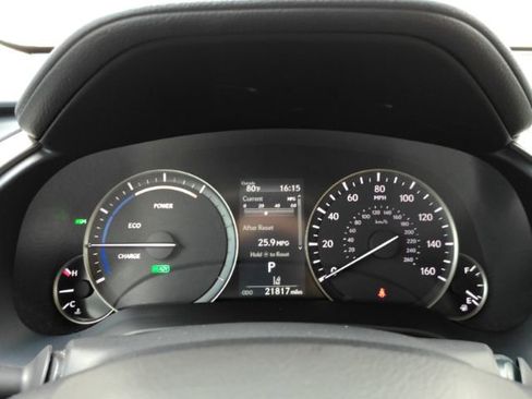 Used 2022 Lexus RX 450h AWD w/ Premium Package image 39
