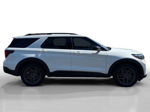 Used 2025 Ford Explorer ST w/ Sun And Sound Package AWD/4WD image 6