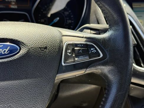 Used 2018 Ford Focus Titanium FWD image 28