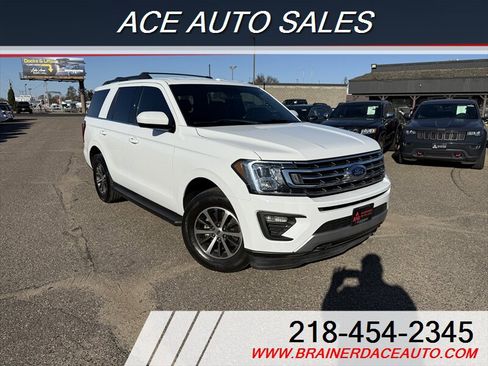 Used 2019 Ford Expedition XLT w/ Cargo Package image 2