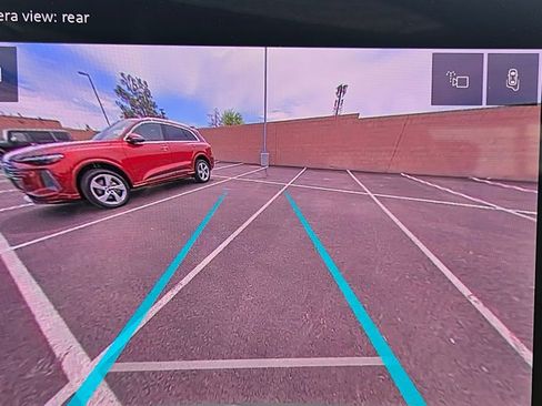 Used 2025 Audi Q5 Premium Plus w/ Premium Plus image 13