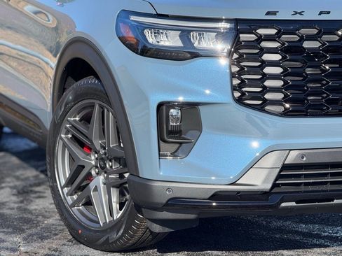 New 2026 Ford Explorer ST-Line w/ ST-Line Street Pack RWD image 3