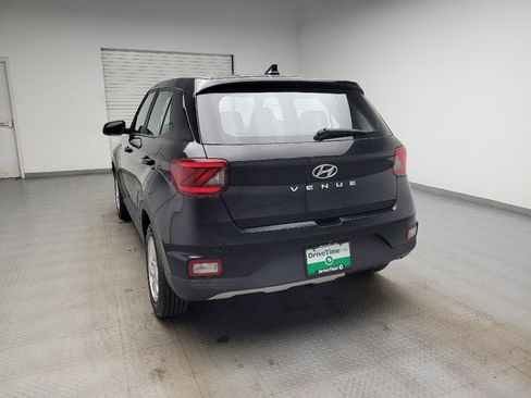 Used 2021 Hyundai Venue SE FWD image 6