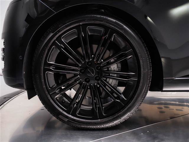 New 2026 Land Rover Range Rover SE AWD/4WD image 11