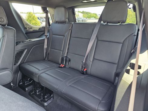 Used 2023 Chevrolet Tahoe Z71 AWD/4WD image 36