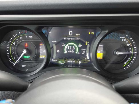 Used 2024 Jeep Wrangler Unlimited Rubicon 4xe AWD/4WD image 28