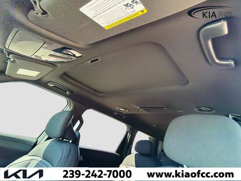 New 2027 Kia Telluride S image 29