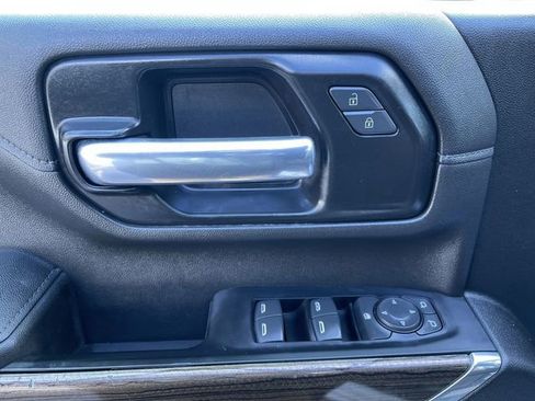 Used 2022 Chevrolet Silverado 2500 LT w/ Convenience Package image 23