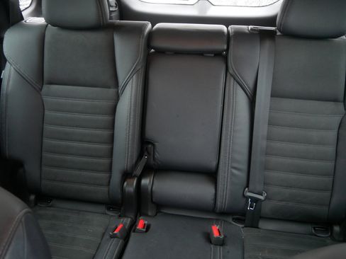 Used 2022 Mitsubishi Outlander SE AWD/4WD image 13