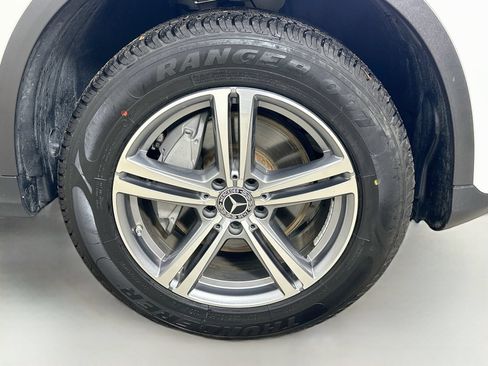 Used 2022 Mercedes-Benz GLC 300 4MATIC image 10