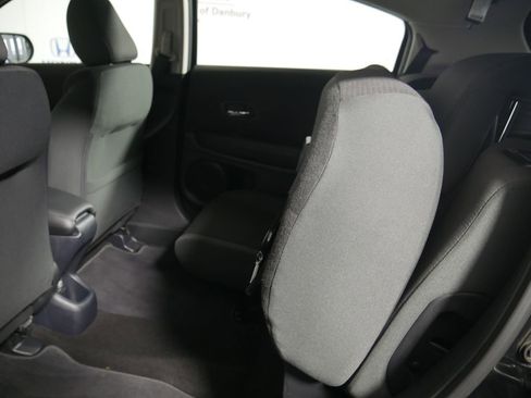 Used 2019 Honda HR-V LX image 13