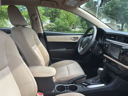 Used 2015 Toyota Corolla LE w/ Body Protection Package #1 FWD image 22