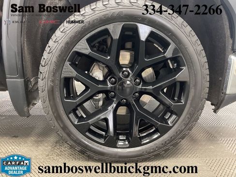 Used 2021 GMC Sierra 1500 SLT w/ SLT Premium Plus Package AWD/4WD image 43