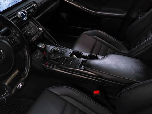 Used 2022 Lexus IS 350 F Sport image 23