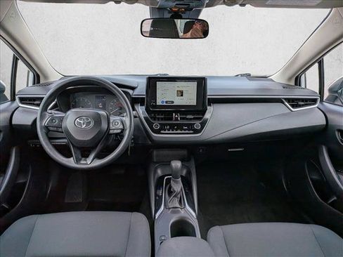 Used 2024 Toyota Corolla LE FWD image 18