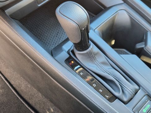 Certified 2025 Honda Accord SE image 12