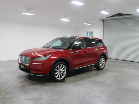 Used 2021 Lincoln Corsair AWD w/ Premium Package image 4