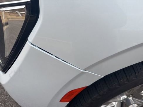 Used 2023 GMC Yukon Denali image 8