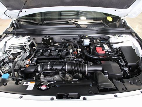 Used 2022 Honda Accord Sport image 16