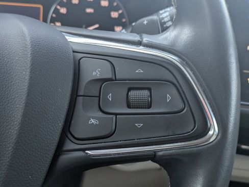 Used 2022 Buick Envision Preferred image 25