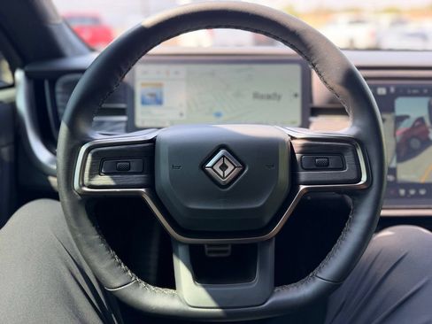 Used 2023 Rivian R1S Adventure AWD/4WD image 6