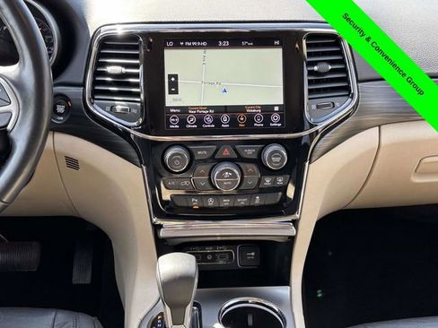 Used 2022 Jeep Grand Cherokee Laredo E w/ Security & Convenience Group image 29