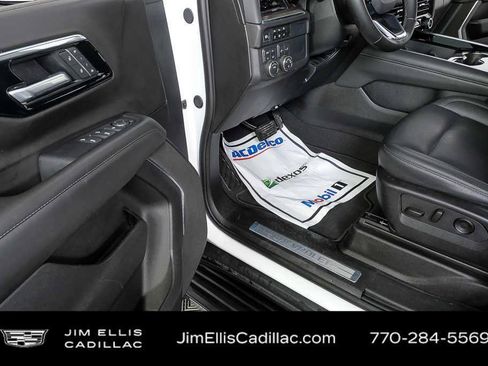 Used 2025 Chevrolet Tahoe LT AWD/4WD image 7