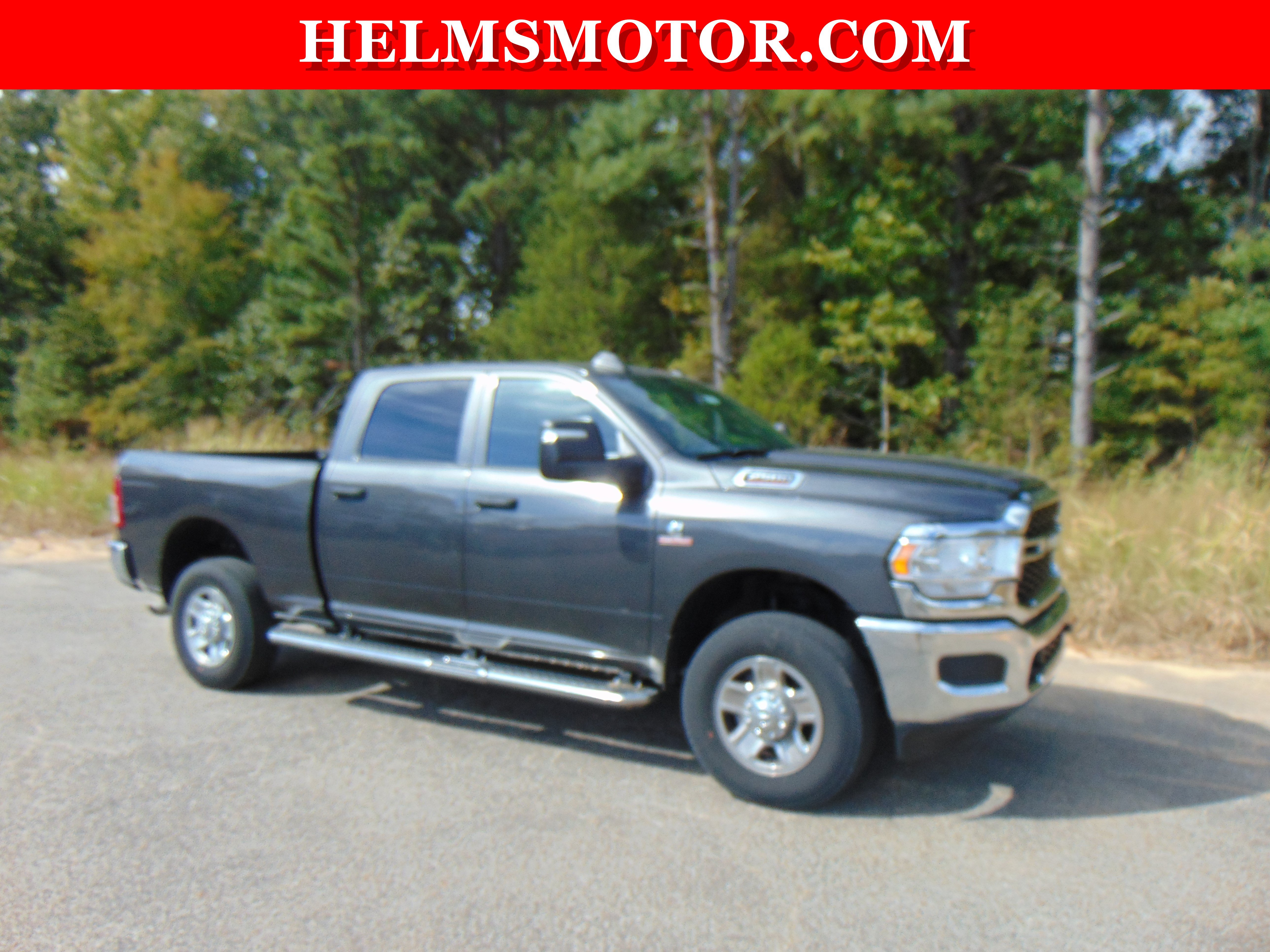 Used 2024 RAM 2500 Tradesman w/ Chrome Appearance Group AWD/4WD image 9
